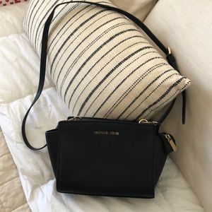 Michael Kors Crossbody Purse